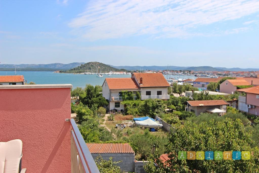 Apartments Superba 穆泰尔岛 外观 照片