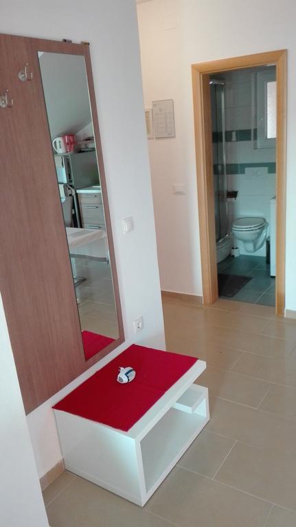 Apartments Superba 穆泰尔岛 外观 照片